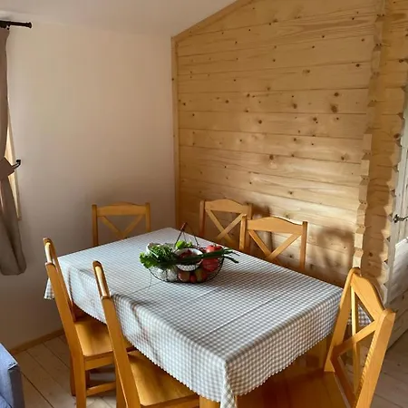 Apartmán Jz Guest Ranch Dobiegniew Exteriér fotografie